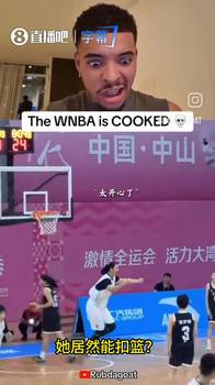外国球迷被张子宇吓懵:什么鬼?WNBA要完蛋了!亚洲奥尼尔!